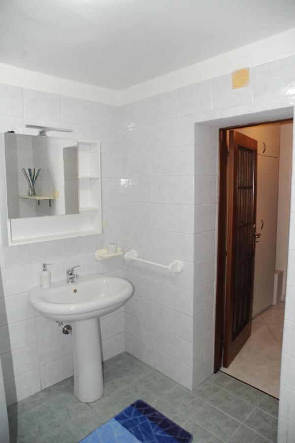 Casa Vacanze Il Nespolo คาตาเนีย ภายนอก รูปภาพ